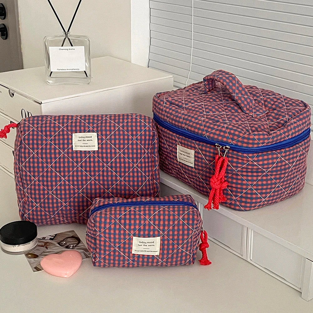 Fashion Pink Flower Women's Clutch Bag Sets Toiletry Makeup Tool Storage Pouch Quilting Cosmetics Organizers Handbag for Travel