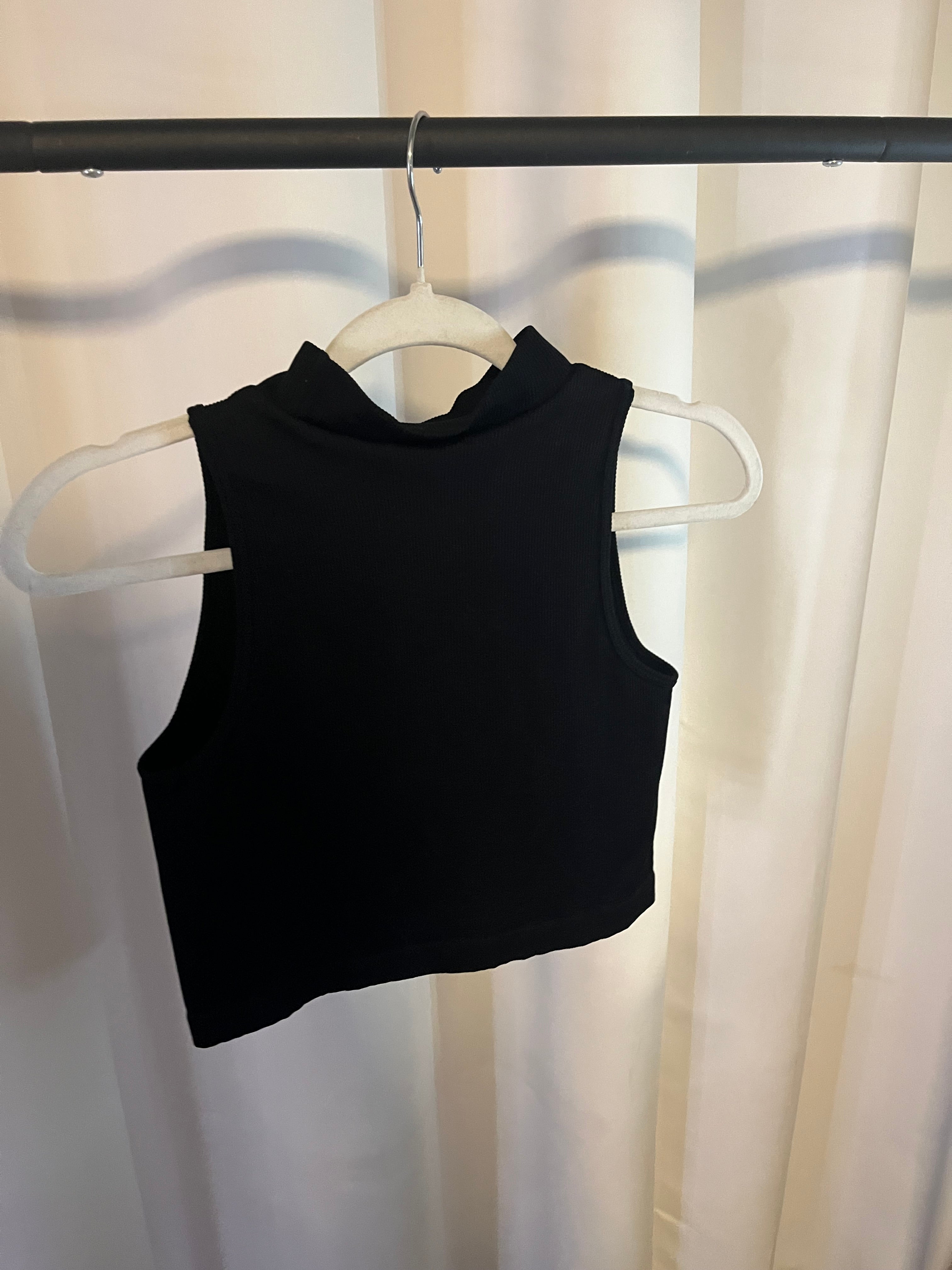 Black Crop Top High Neck